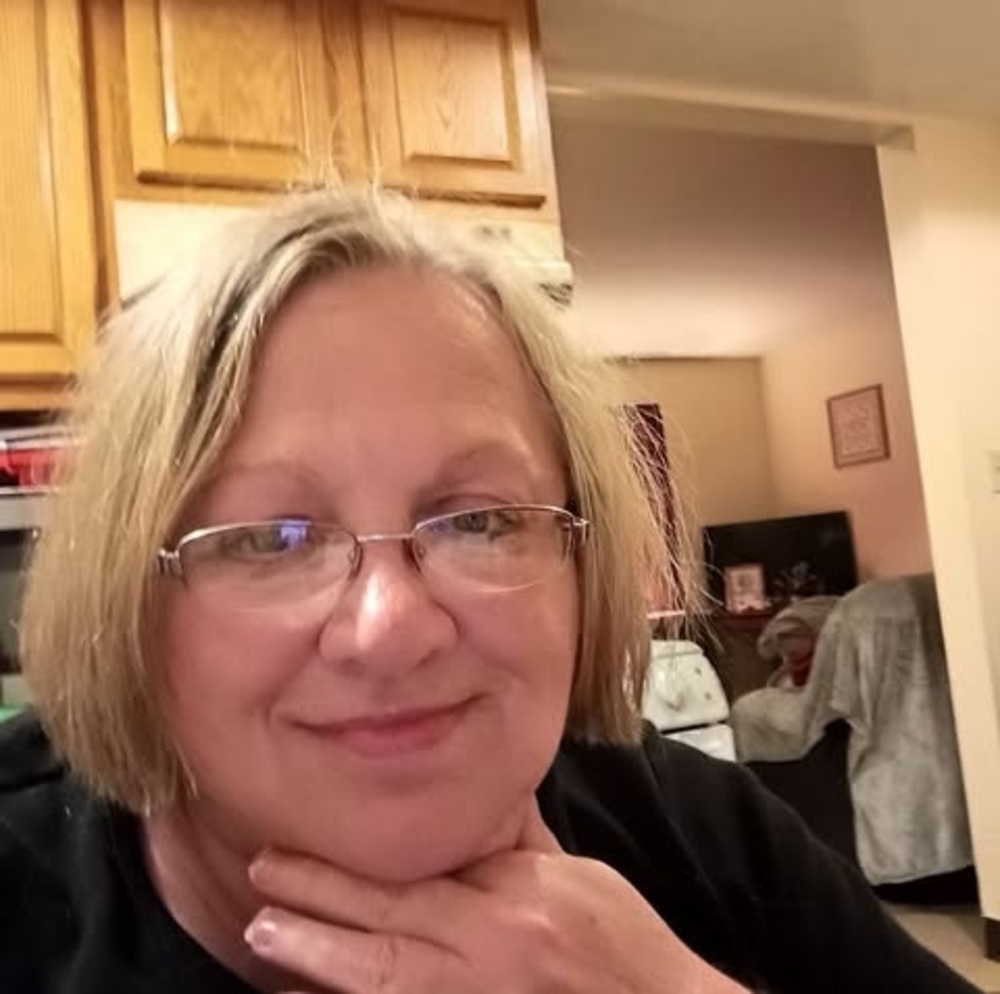 Meet your Posher, Carol